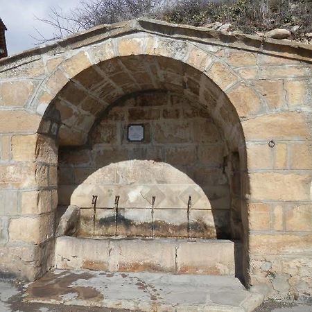 Hostal El Portalico Linares de Mora Екстериор снимка